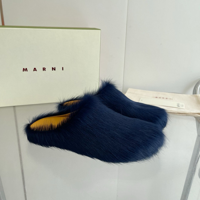 Marni Fussbett Sabot Loafers