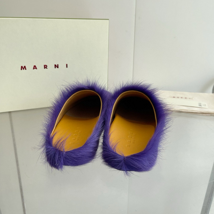 Marni Fussbett Sabot Loafers
