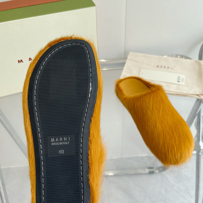 Marni Fussbett Sabot Loafers