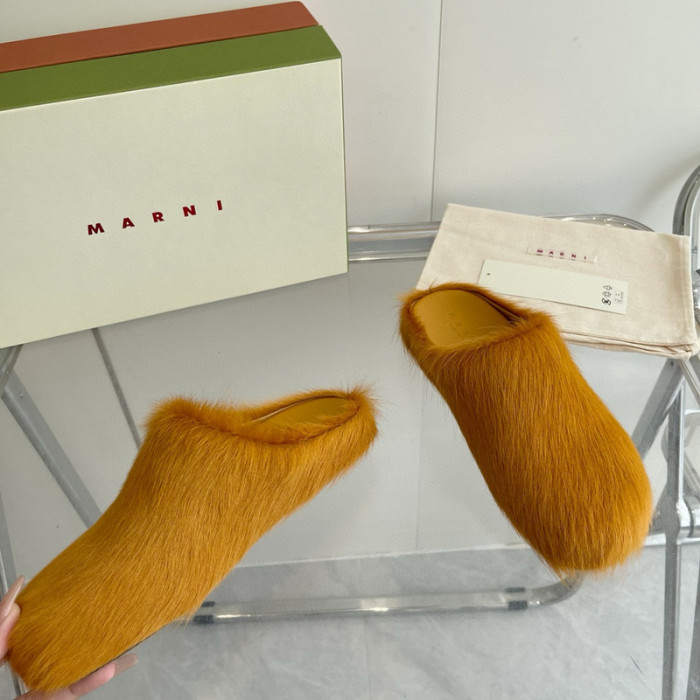 Marni Fussbett Sabot Loafers