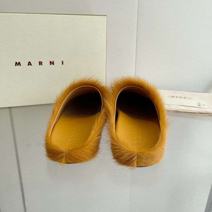 Marni Fussbett Sabot Loafers