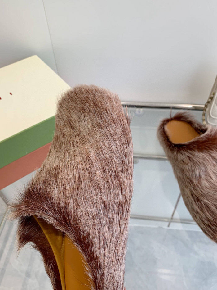 Marni Fussbett Sabot Loafers