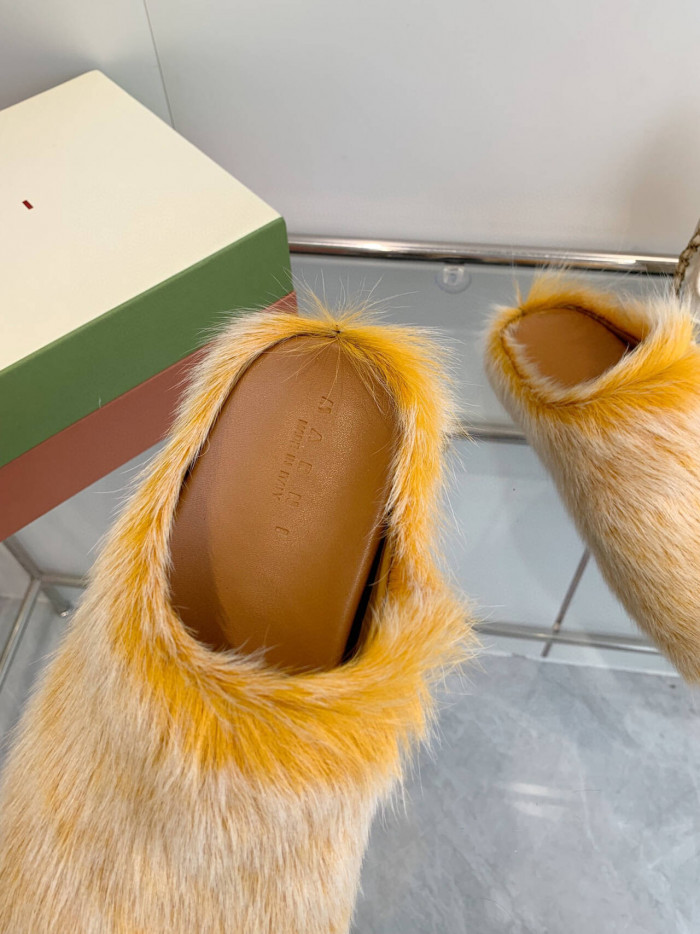 Marni Fussbett Sabot Loafers