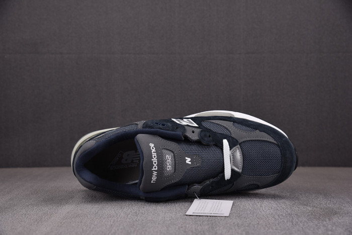 New Balance 992 Navy Grey M992GG