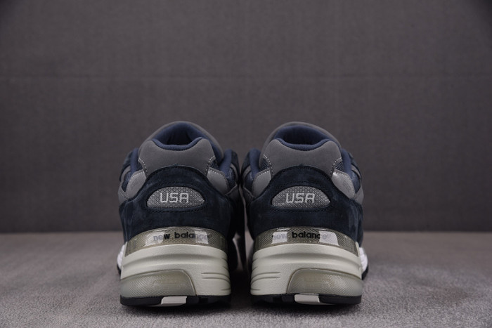 New Balance 992 Navy Grey M992GG