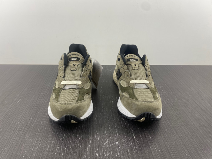 New Balance 992 Green M992J2