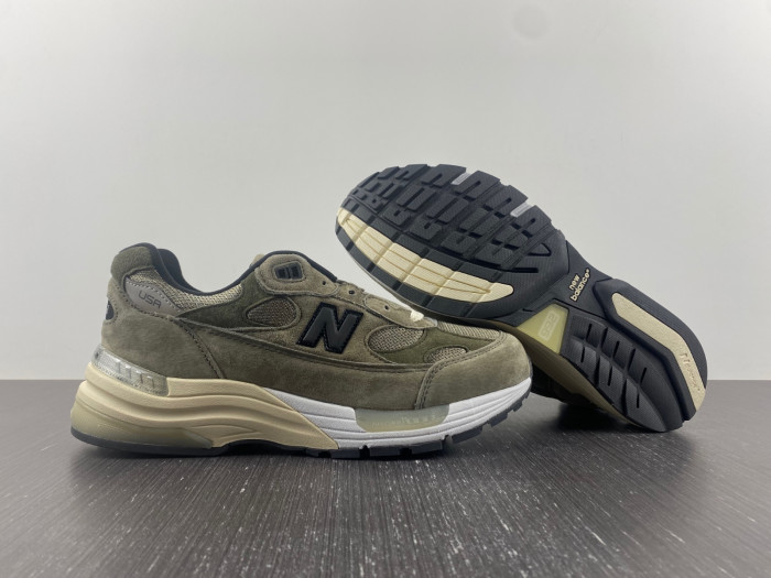 New Balance 992 Green M992J2