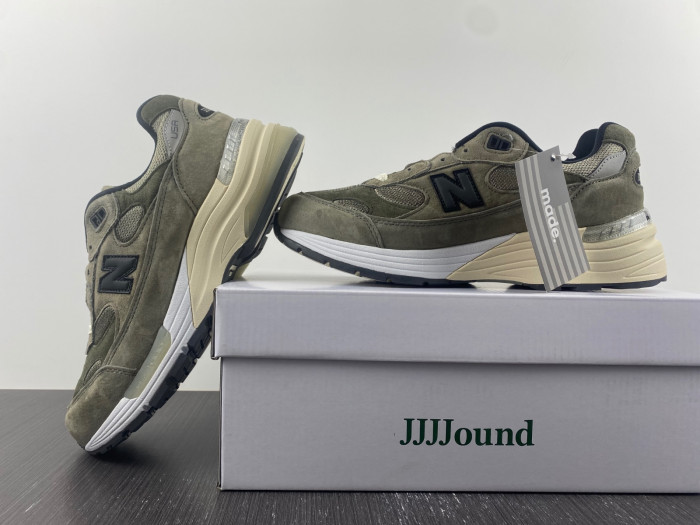 New Balance 992 Green M992J2