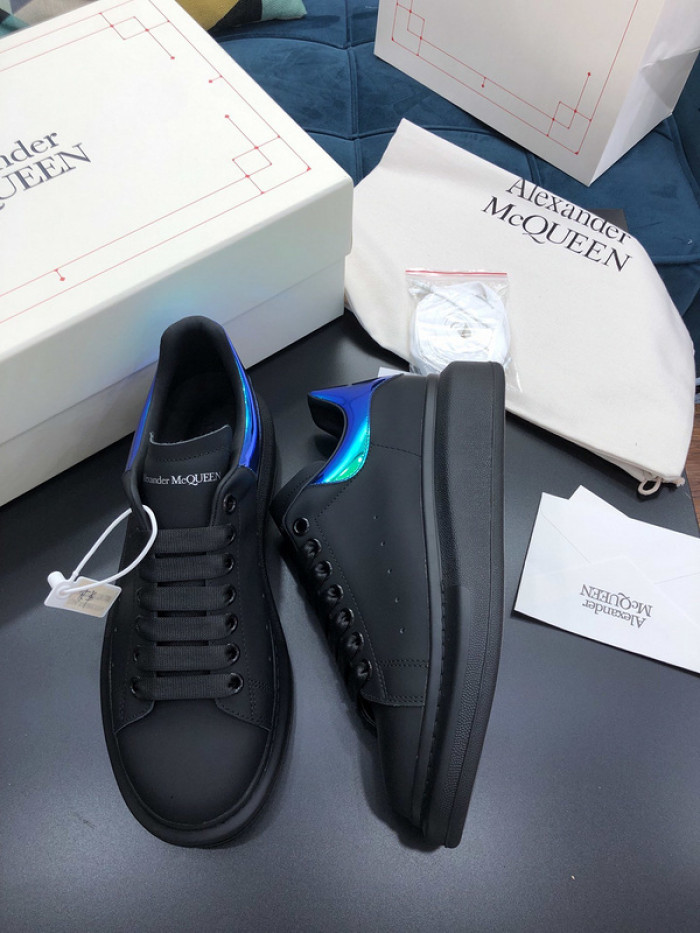 ALEXANDER MCQUEEN SNEAKERS
