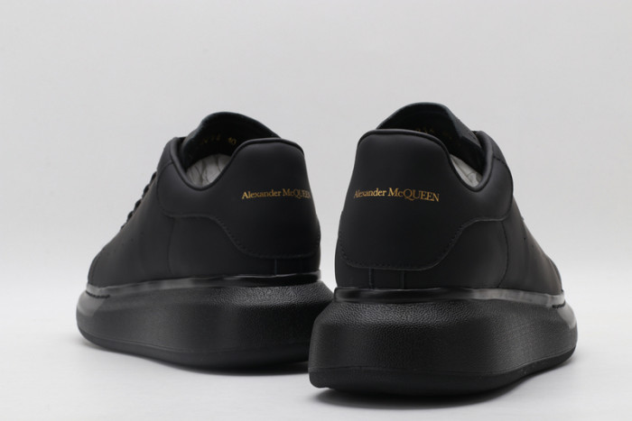 ALEXANDER MCQUEEN SNEAKERS