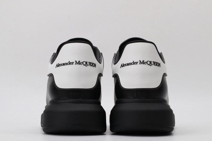 ALEXANDER MCQUEEN SNEAKERS