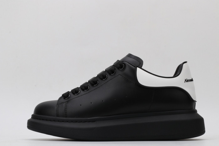 ALEXANDER MCQUEEN SNEAKERS