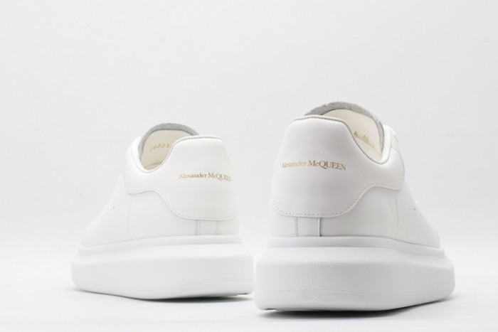 ALEXANDER MCQUEEN SNEAKERS