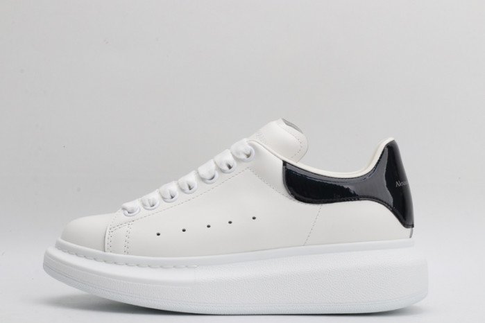 ALEXANDER MCQUEEN SNEAKERS