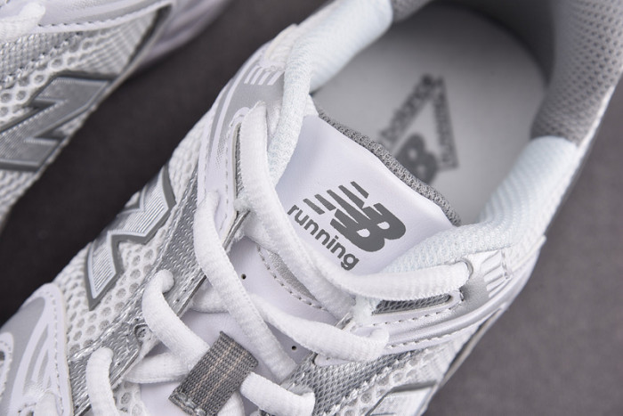 New Balance 530 White Silver Metallic MR530AD