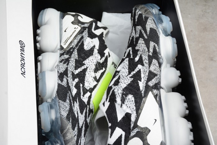 Nike Air VaporMax Moc 2 Acronym Light Bone AQ0996-001
