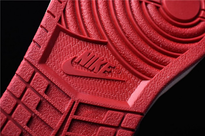 OF X Air Jordan 1 Retro High Chicago AA3834-101