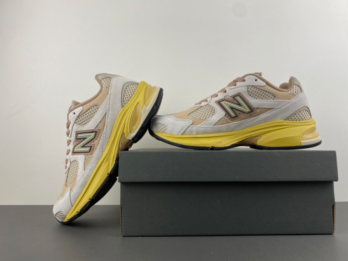 New Balance 2010 Rose Beige U2010SGR