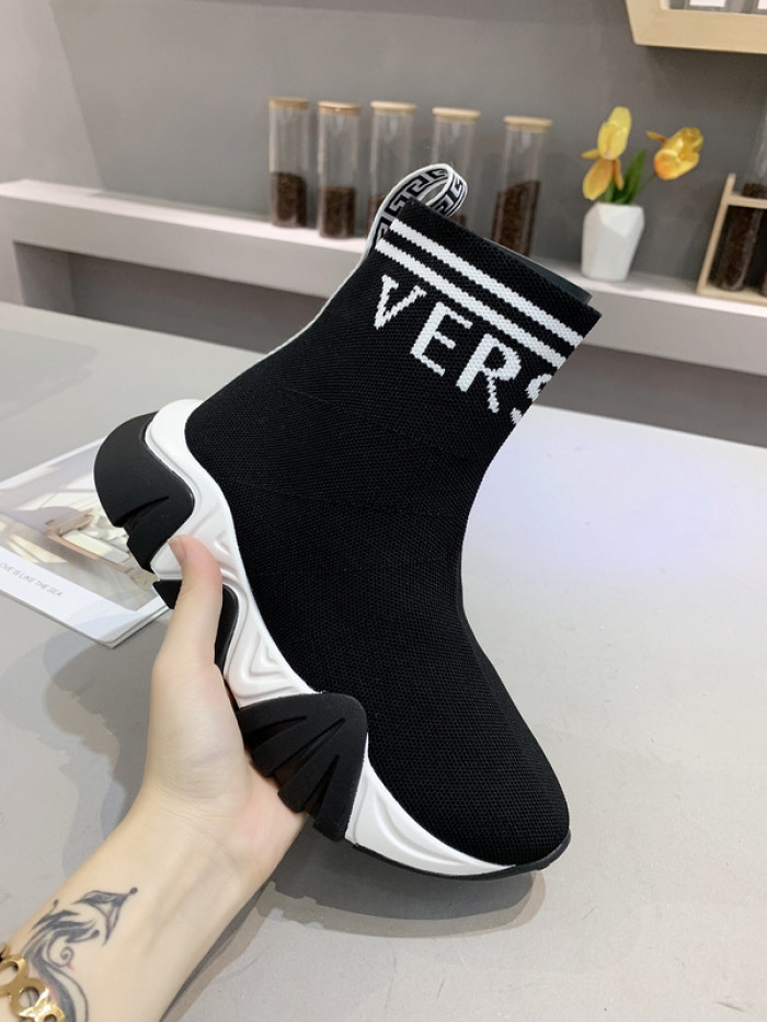 VERSA SNEAKERS