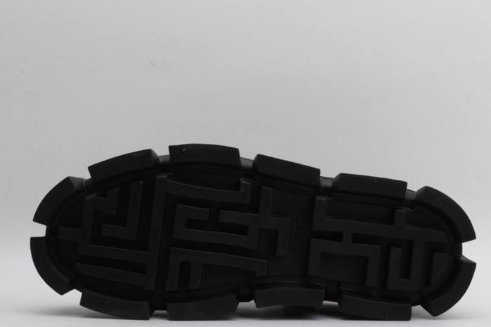 VERSA SNEAKERS
