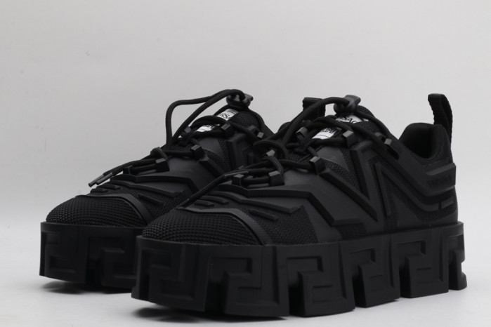 VERSA SNEAKERS
