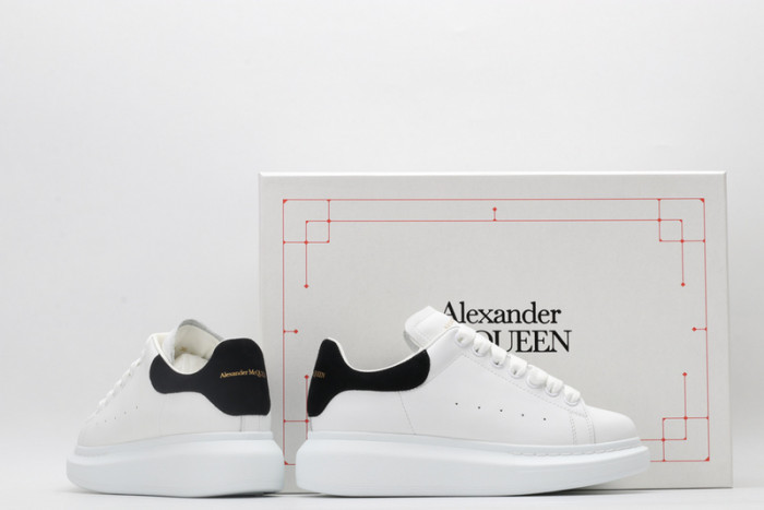 ALEXANDER MCQUEEN SNEAKERS
