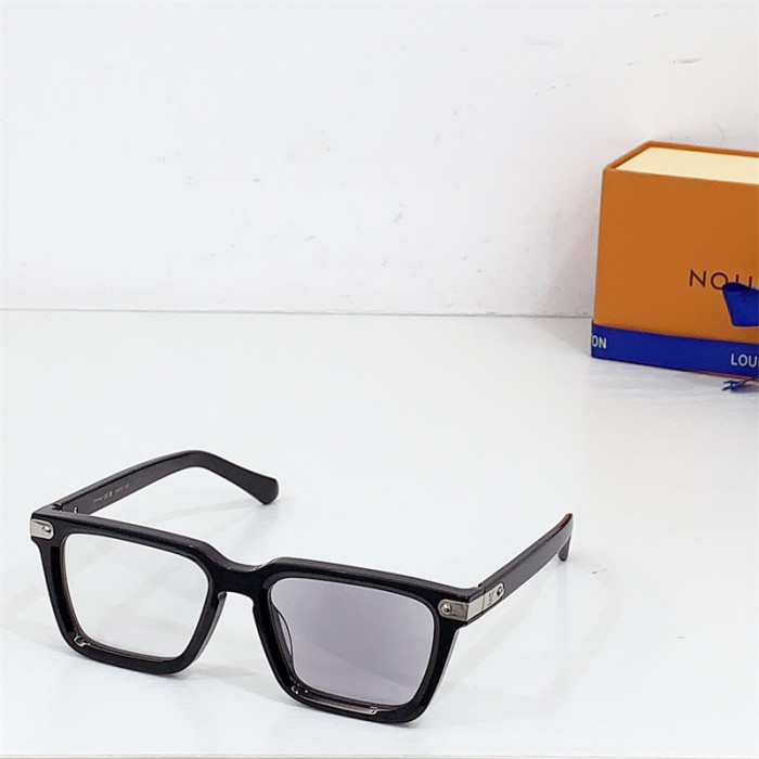 L1VV Sunglasses