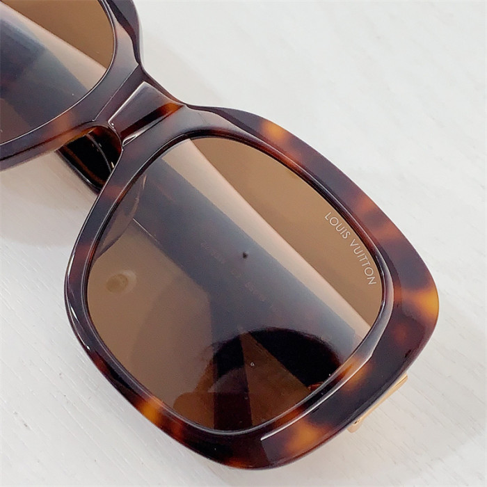 L1VV Sunglasses
