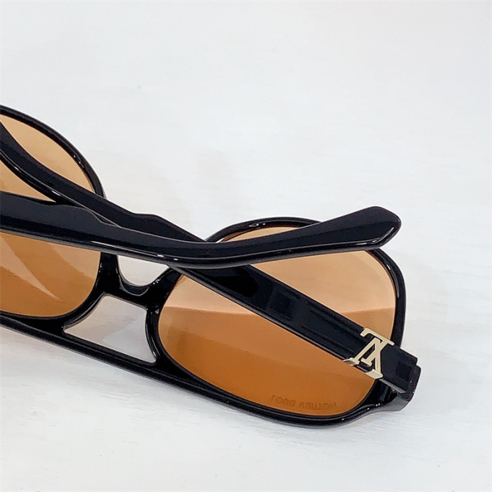 L1VV Sunglasses