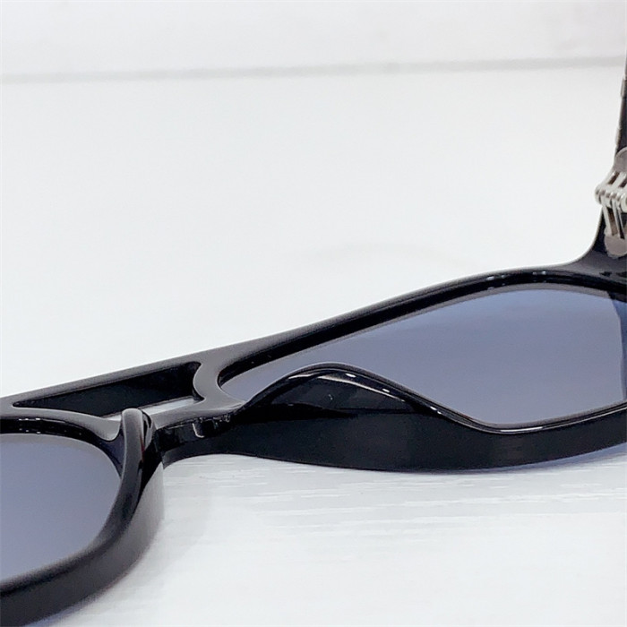 L1VV Sunglasses